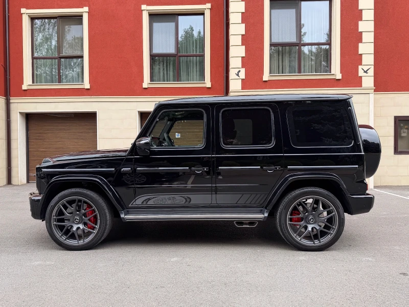Mercedes-Benz G 63 AMG * EDITION 55 YEARS* AKRAPOVIC* 1 СОБСТВЕНИК* ЛИЗИН, снимка 8 - Автомобили и джипове - 51860153