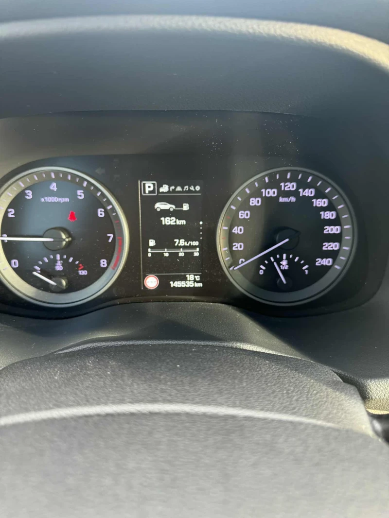 Hyundai Tucson, снимка 7 - Автомобили и джипове - 52996292