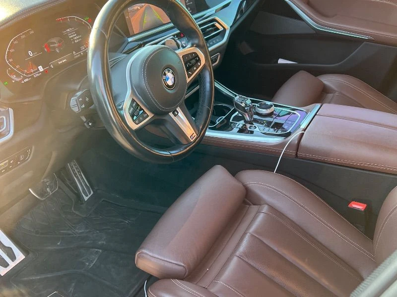 BMW X5 40i LAZER/HEADUP/NAVY/HARMAN KARDON/M ПАКЕТ, снимка 10 - Автомобили и джипове - 52879807