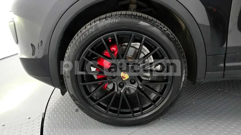 Porsche Cayenne 3.0| ВЪЗДУХ| ПОДГРЕВ| ВКЛ. ТЕХНОТЕСТ, снимка 13 - Автомобили и джипове - 54669373