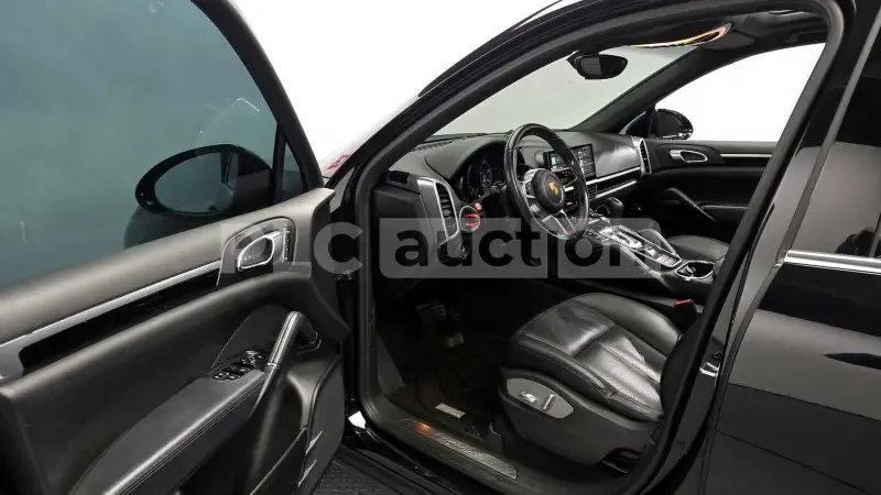 Porsche Cayenne 3.0| ВЪЗДУХ| ПОДГРЕВ| ВКЛ. ТЕХНОТЕСТ, снимка 5 - Автомобили и джипове - 54669373