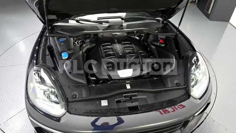 Porsche Cayenne 3.0| ВЪЗДУХ| ПОДГРЕВ| ВКЛ. ТЕХНОТЕСТ, снимка 12 - Автомобили и джипове - 54669373