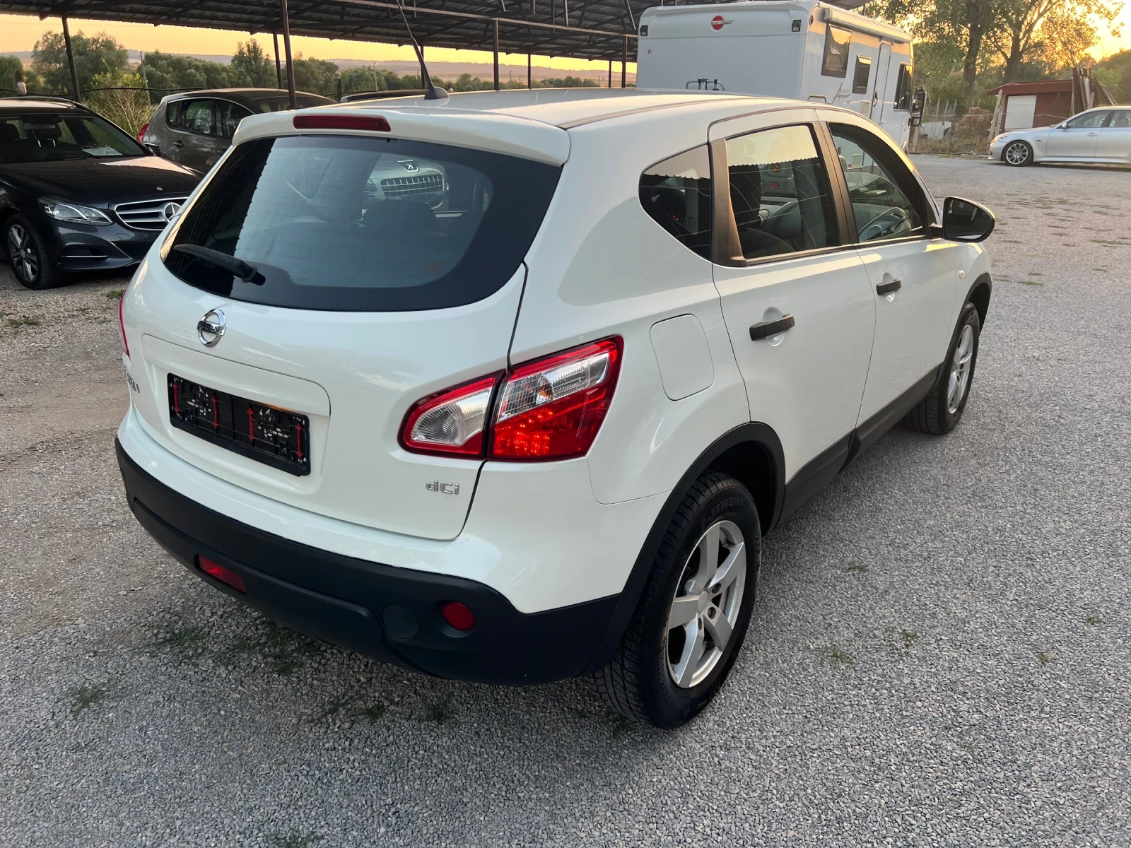 Nissan Qashqai 1.5DCI - изображение 5