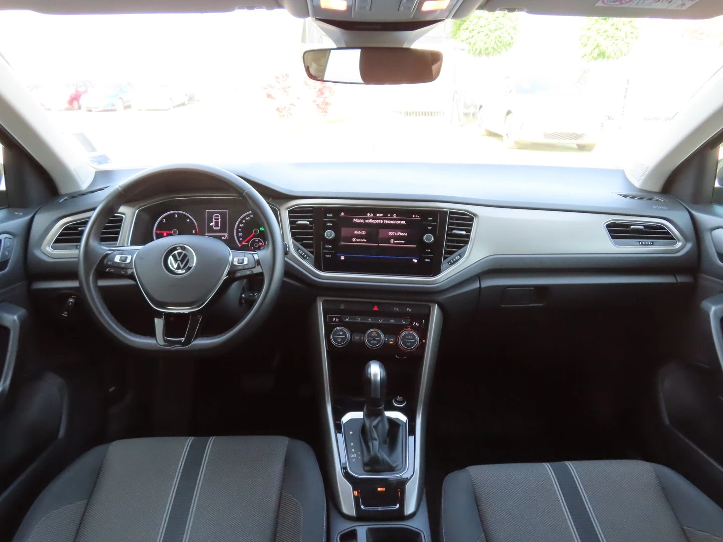 VW T-Roc VW T- Roc Design 2.0 TDI SCR DSG - изображение 4