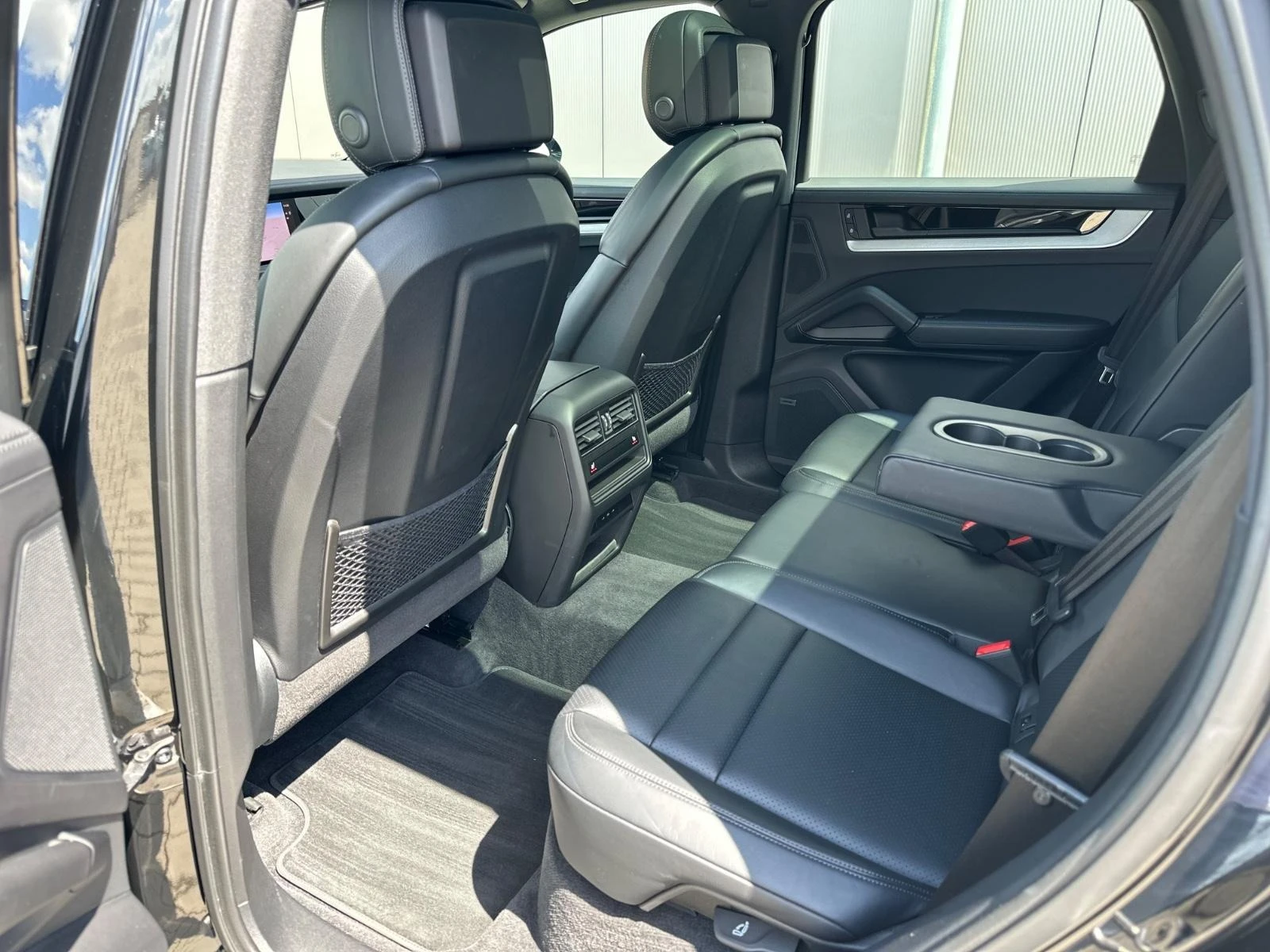 Porsche Cayenne S* DISTR* PANO* LED* BOSE* MEMORY*  - изображение 8