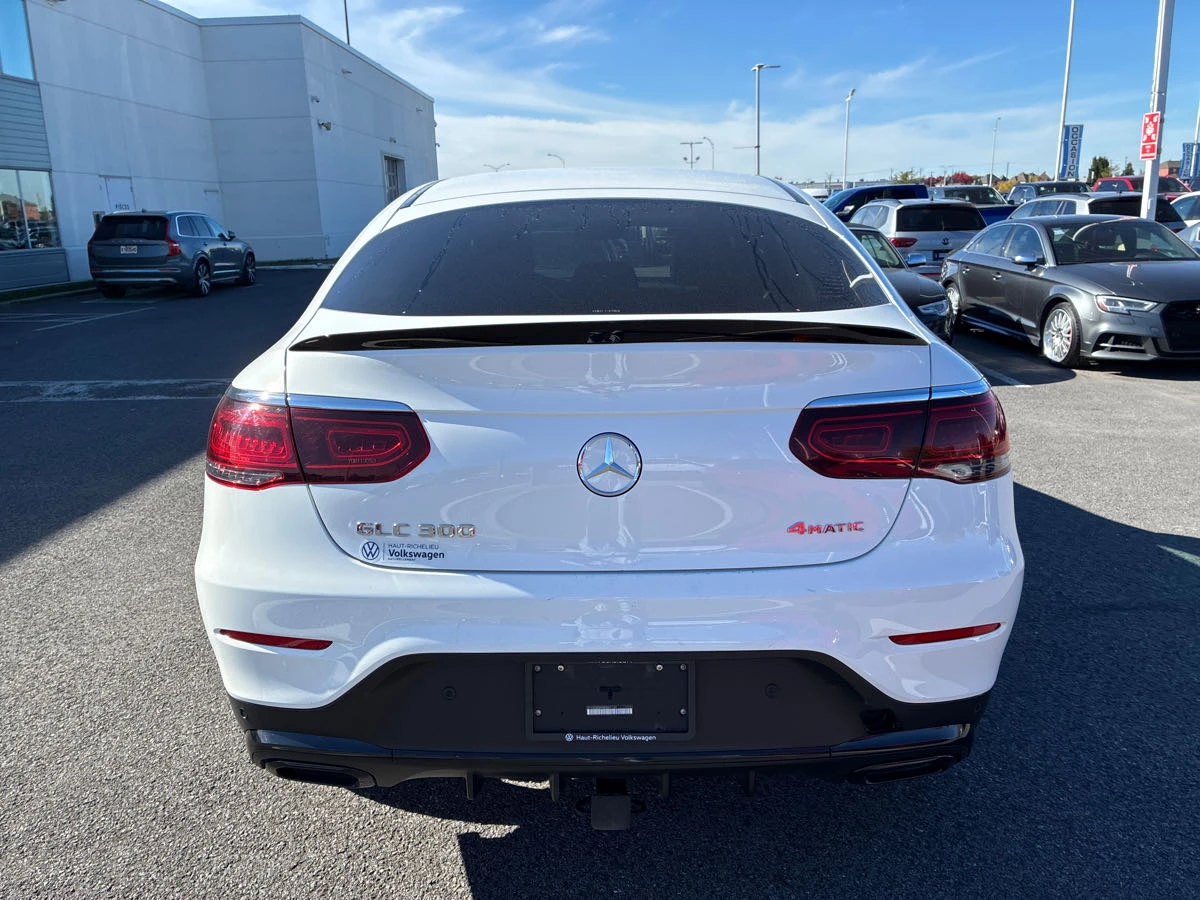 Mercedes-Benz GLC 300 * АВТО КРЕДИТ* ЦЕНА ДО БГ * СЕРВИЗНА ИСТОРИЯ *  - изображение 3