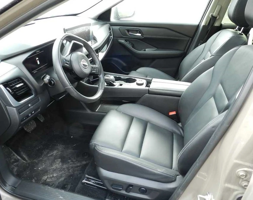 Nissan Rogue SL 27000км - изображение 3