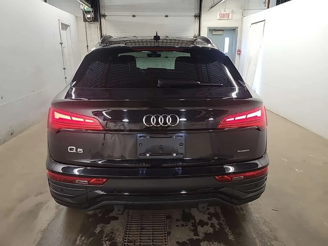Audi Q5 Sportback * 45TFSI * TECHNIK * CARFAX * , снимка 5 - Автомобили и джипове - 54462851