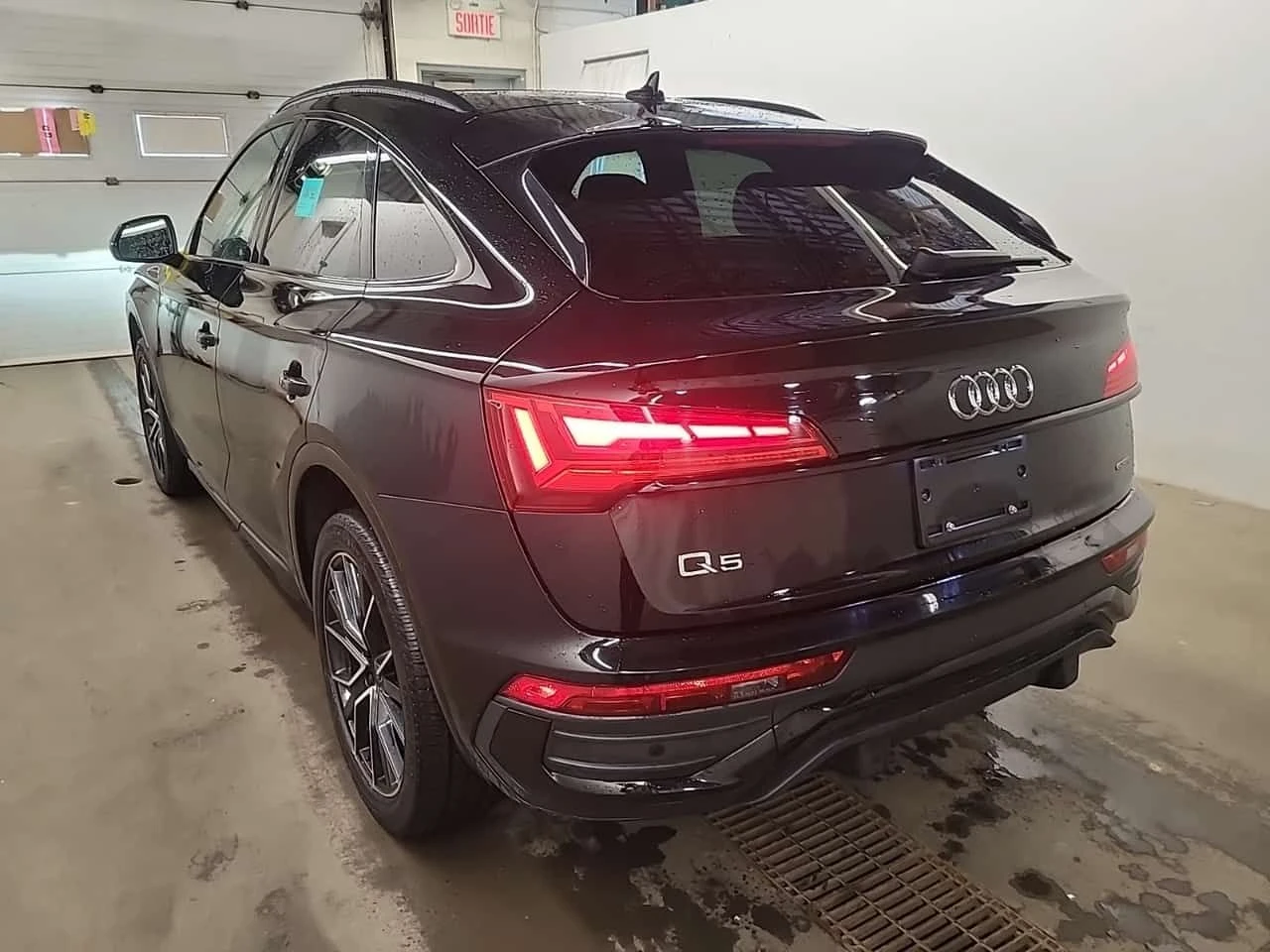 Audi Q5 Sportback * 45TFSI * TECHNIK * CARFAX * , снимка 3 - Автомобили и джипове - 54462851