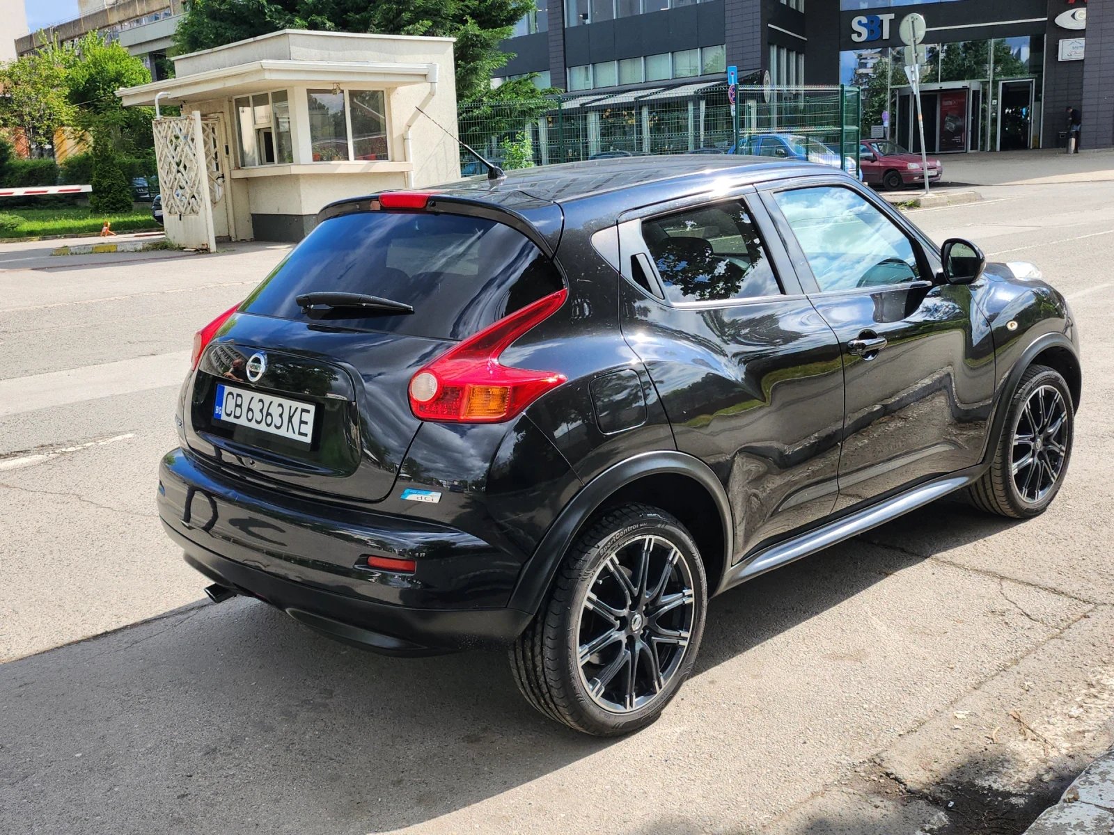 Nissan Juke 1.5 dci, снимка 3 - Автомобили и джипове - 55511969