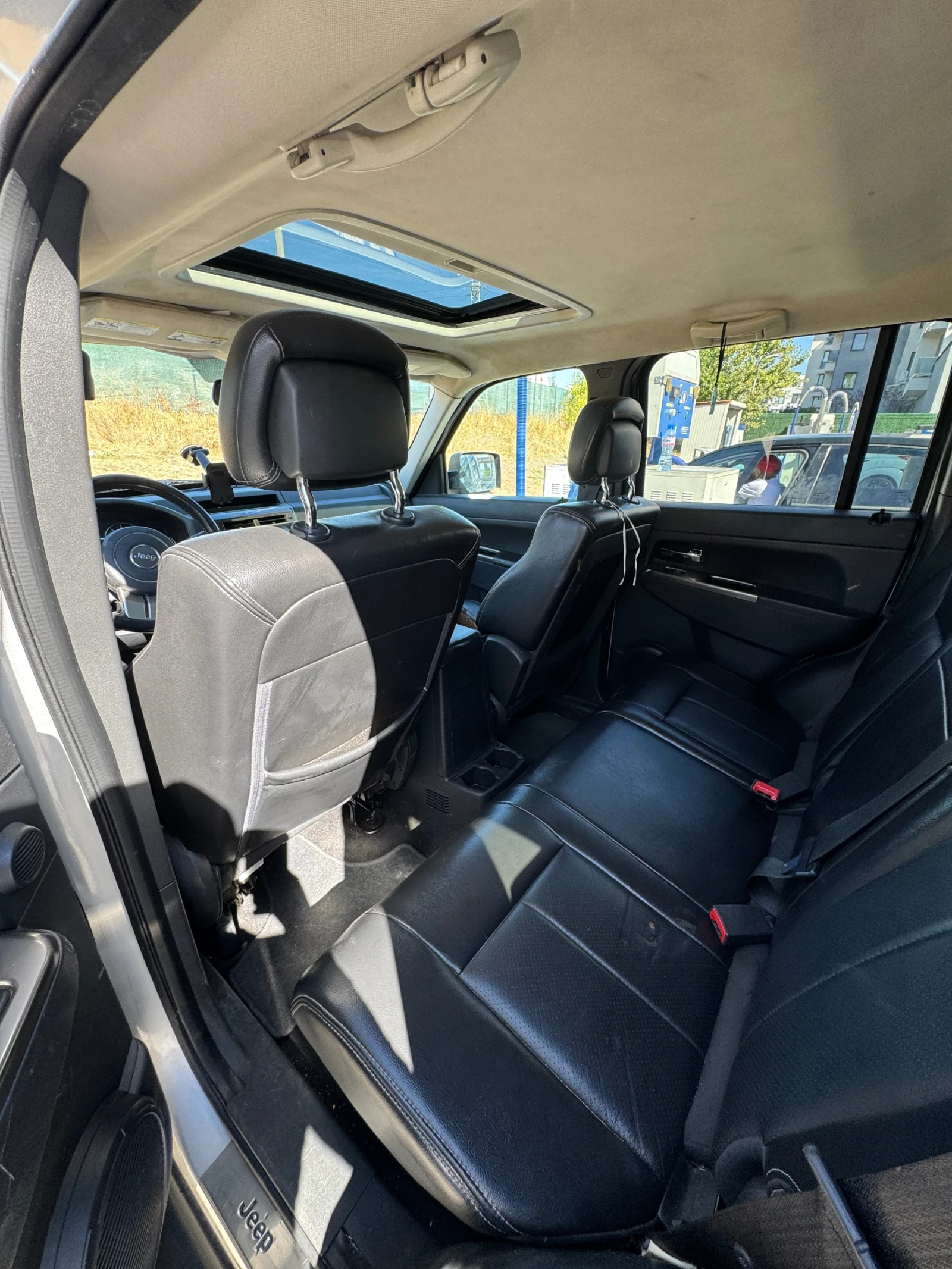 Jeep Cherokee, снимка 12 - Автомобили и джипове - 56346231