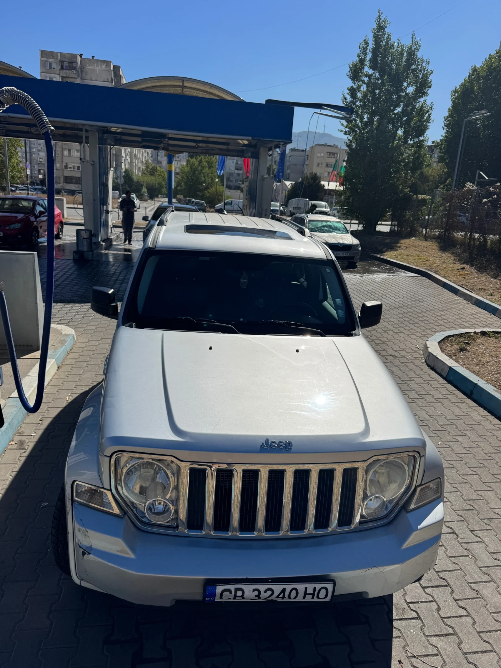Jeep Cherokee, снимка 3 - Автомобили и джипове - 56346231