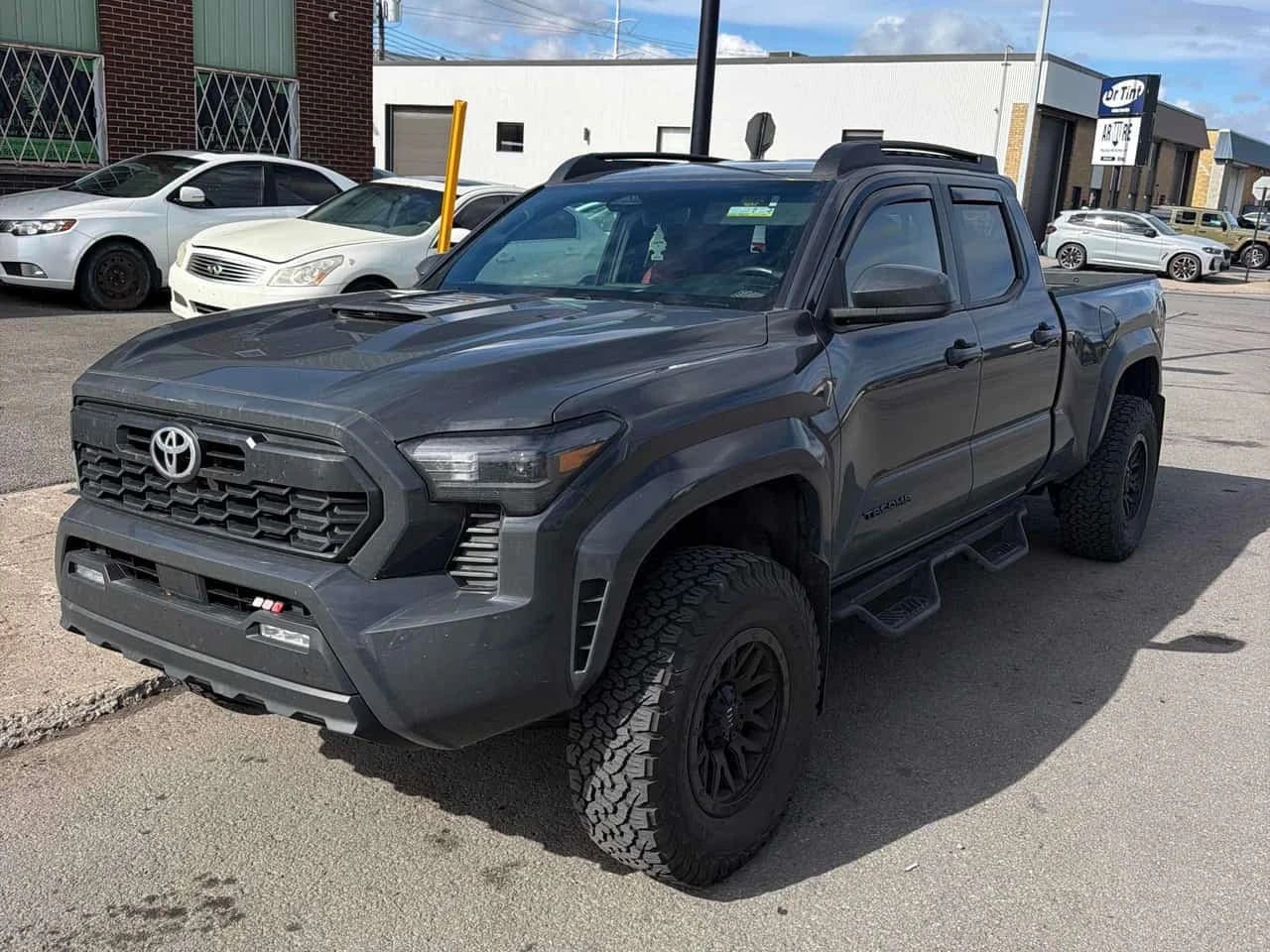 Toyota Tacoma 4x4 Double Cab Auto * CARFAX * БЕЗ ПЪРВОНАЧАЛНА 