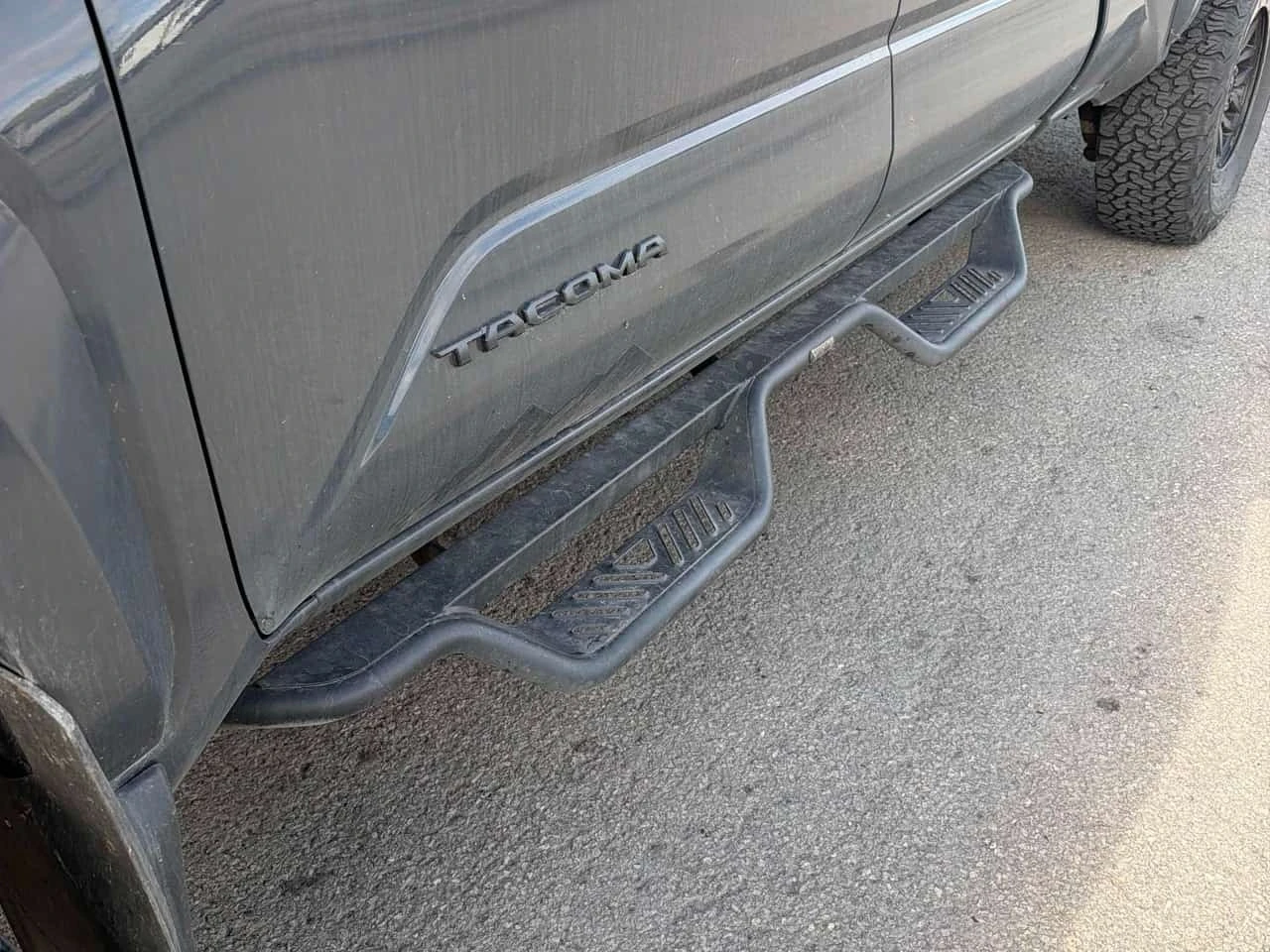 Toyota Tacoma 4x4 Double Cab Auto * CARFAX * ��� ������������  | Mobile.bg � ����������� 12
