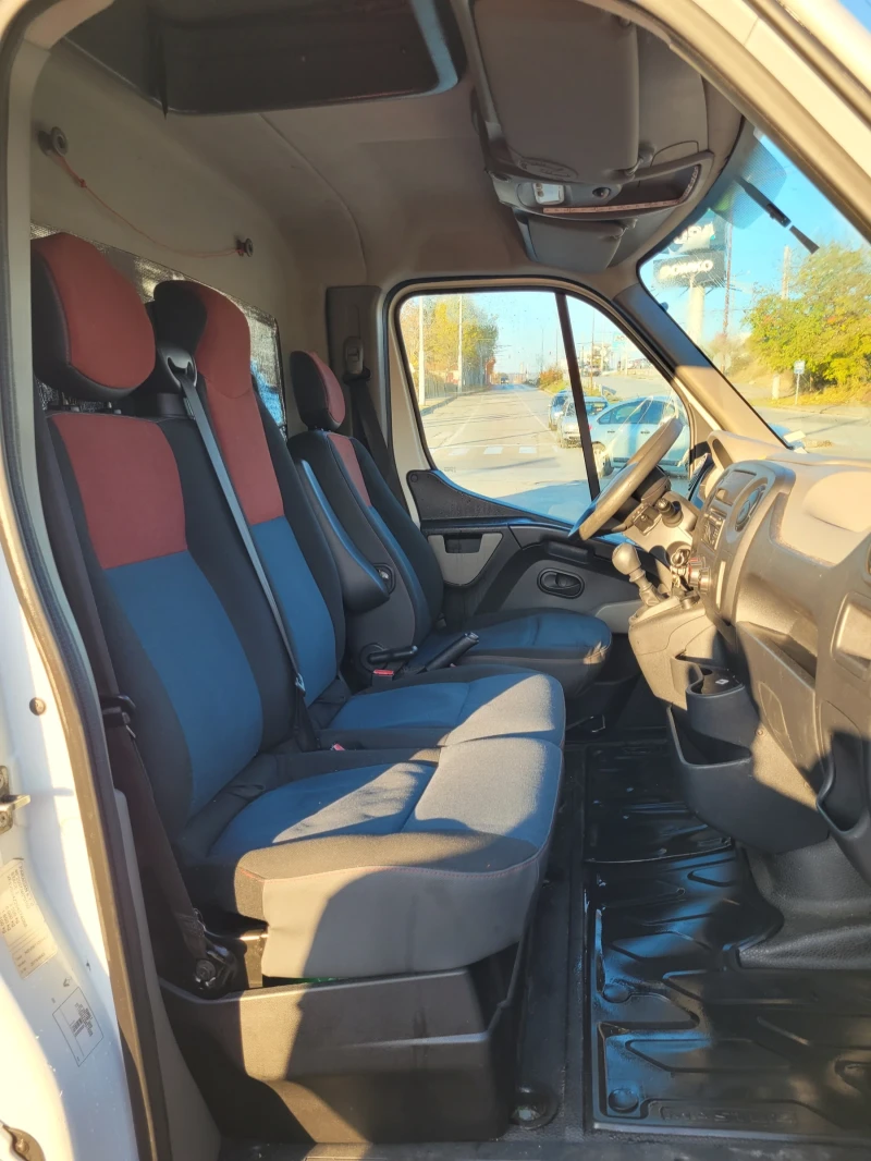 Renault Master, снимка 9 - Бусове и автобуси - 49591073