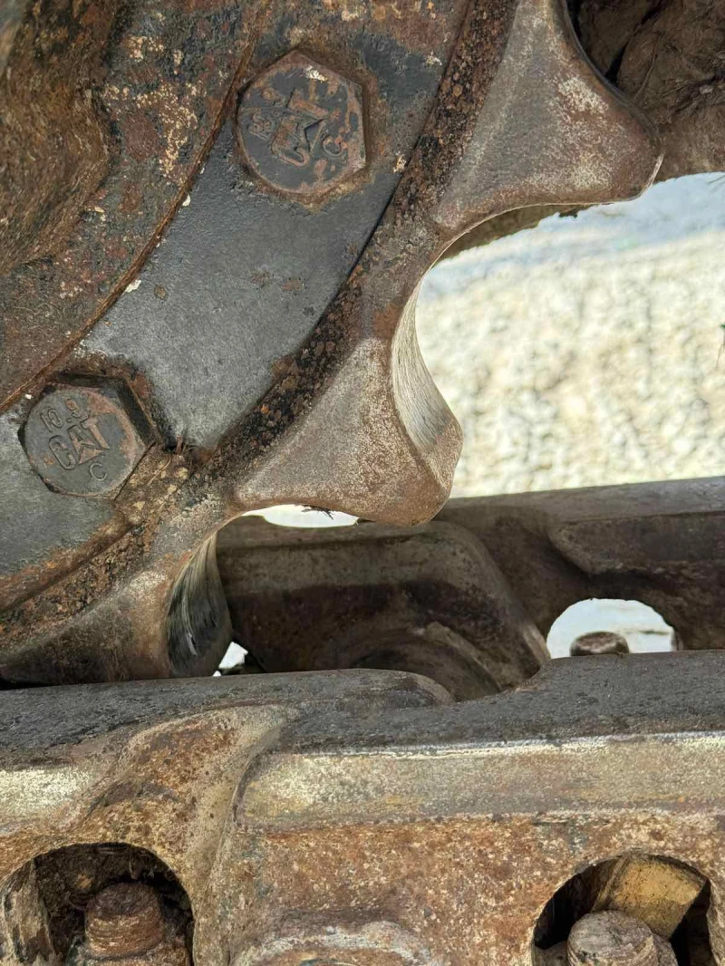 Багер Caterpillar 326FL, снимка 7 - Индустриална техника - 51397063