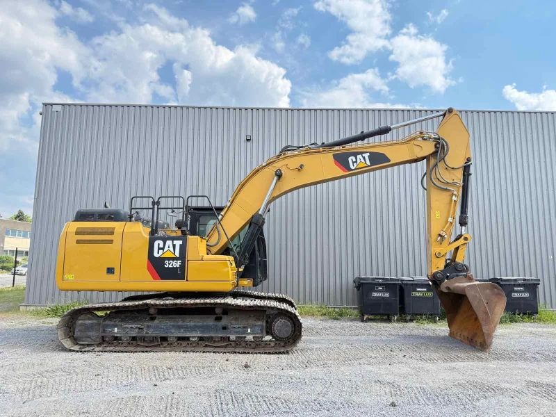 Багер Caterpillar 326FL