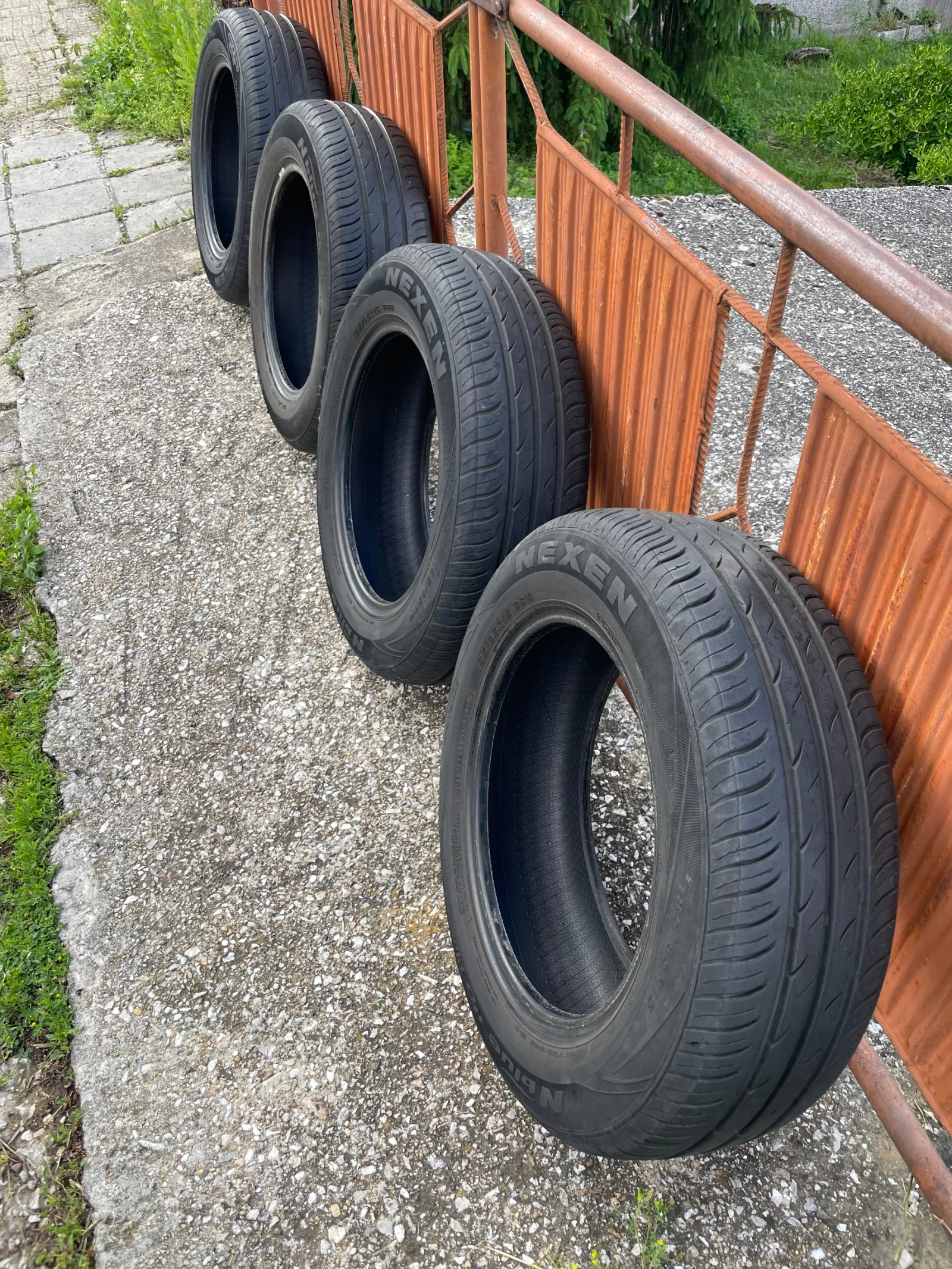 Гуми Летни 185/65R15, снимка 2 - Гуми и джанти - 54736270