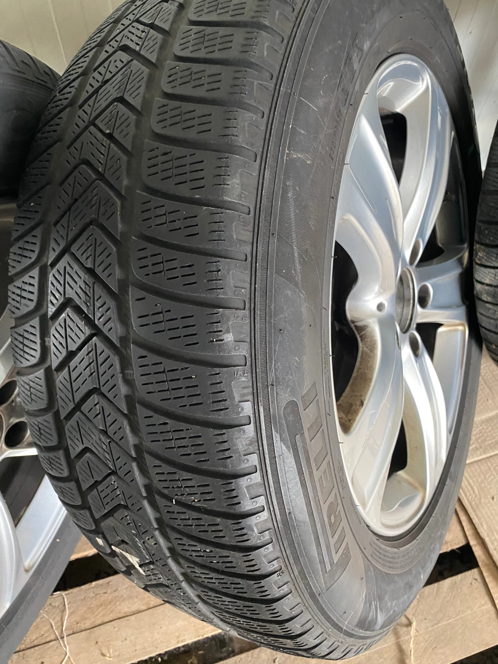 ���� � ������ 235/60R18 �� Mercedes-Benz GLC | Mobile.bg � ����������� 2