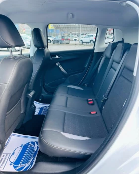 Peugeot 2008 1.6 e-HDi Allure * Кожа* Сервизна история* , снимка 3
