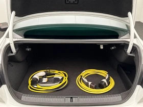VW Passat GTE Plug-in Hybrid , снимка 9
