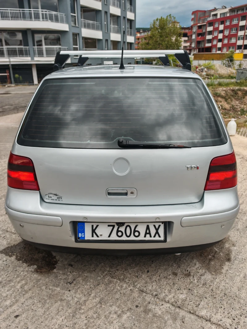 VW Golf, снимка 4 - Автомобили и джипове - 47583565