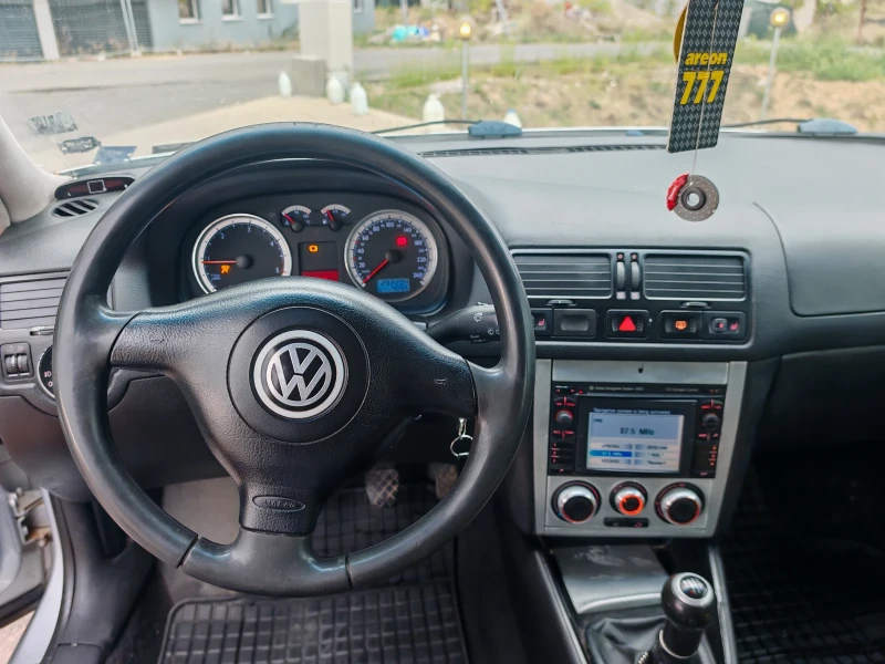 VW Golf, снимка 5 - Автомобили и джипове - 47583565