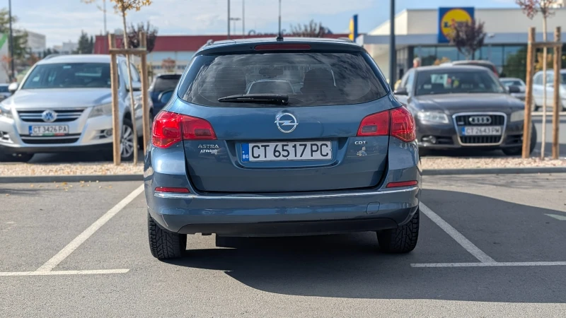 Opel Astra, снимка 4 - Автомобили и джипове - 47806188