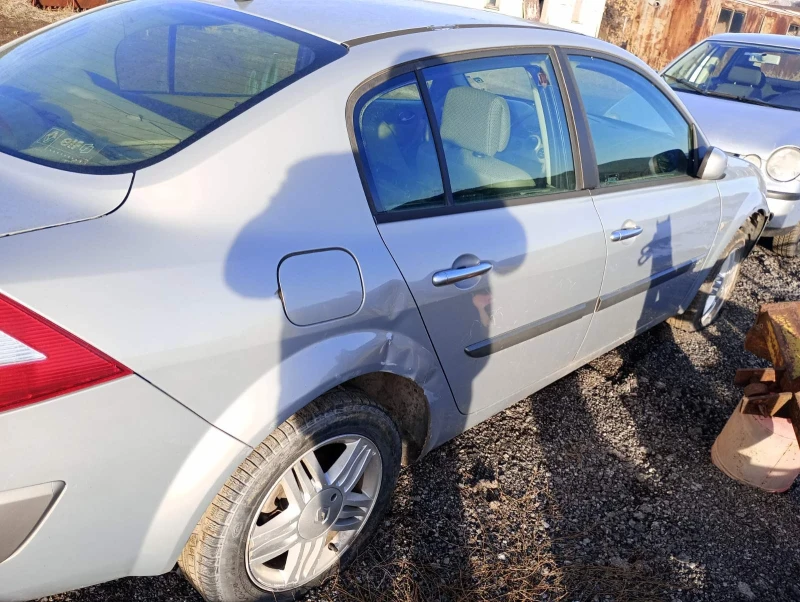 Renault Megane, снимка 1 - Автомобили и джипове - 48580775