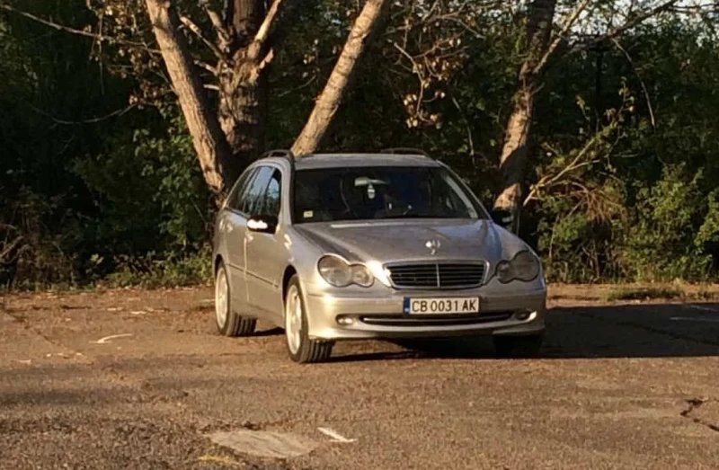 Mercedes-Benz C 270 2, 7 CDI  АВТОМАТИК, снимка 12 - Автомобили и джипове - 48597057