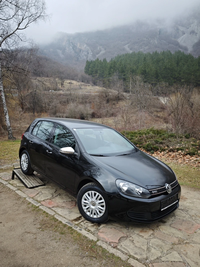 VW Golf 1.6TDI 90кс, снимка 1 - Автомобили и джипове - 48953500