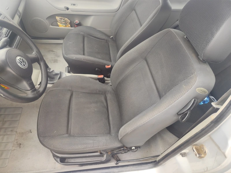 VW Polo 1.0, снимка 6 - Автомобили и джипове - 51915453