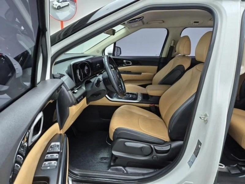 Kia Carnival, снимка 11 - Автомобили и джипове - 51957102