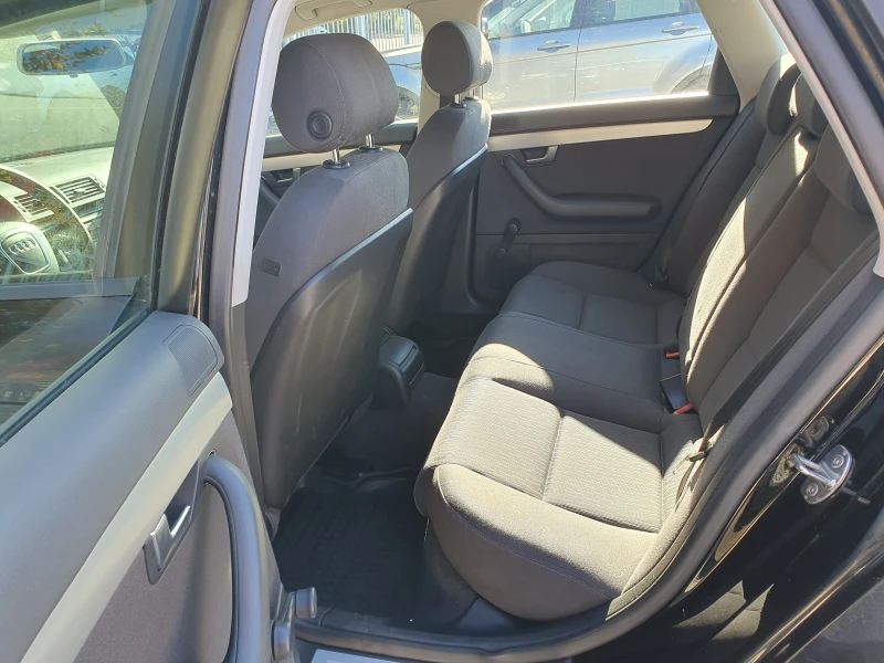 Audi A4 2.0/140ks, снимка 11 - Автомобили и джипове - 52223075