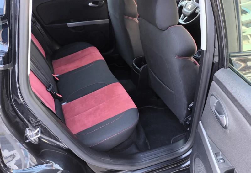 Seat Leon 1.2TSI-GT, снимка 12 - Автомобили и джипове - 52542926