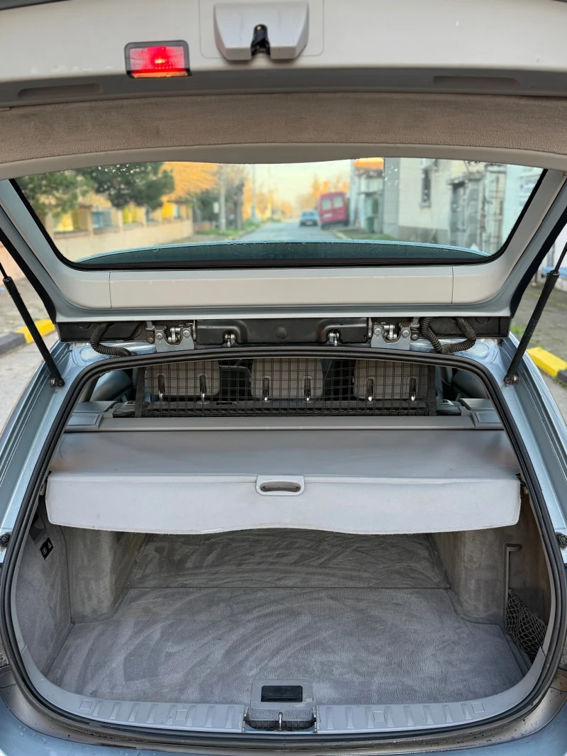 BMW 320 2.0, снимка 8 - Автомобили и джипове - 52929919