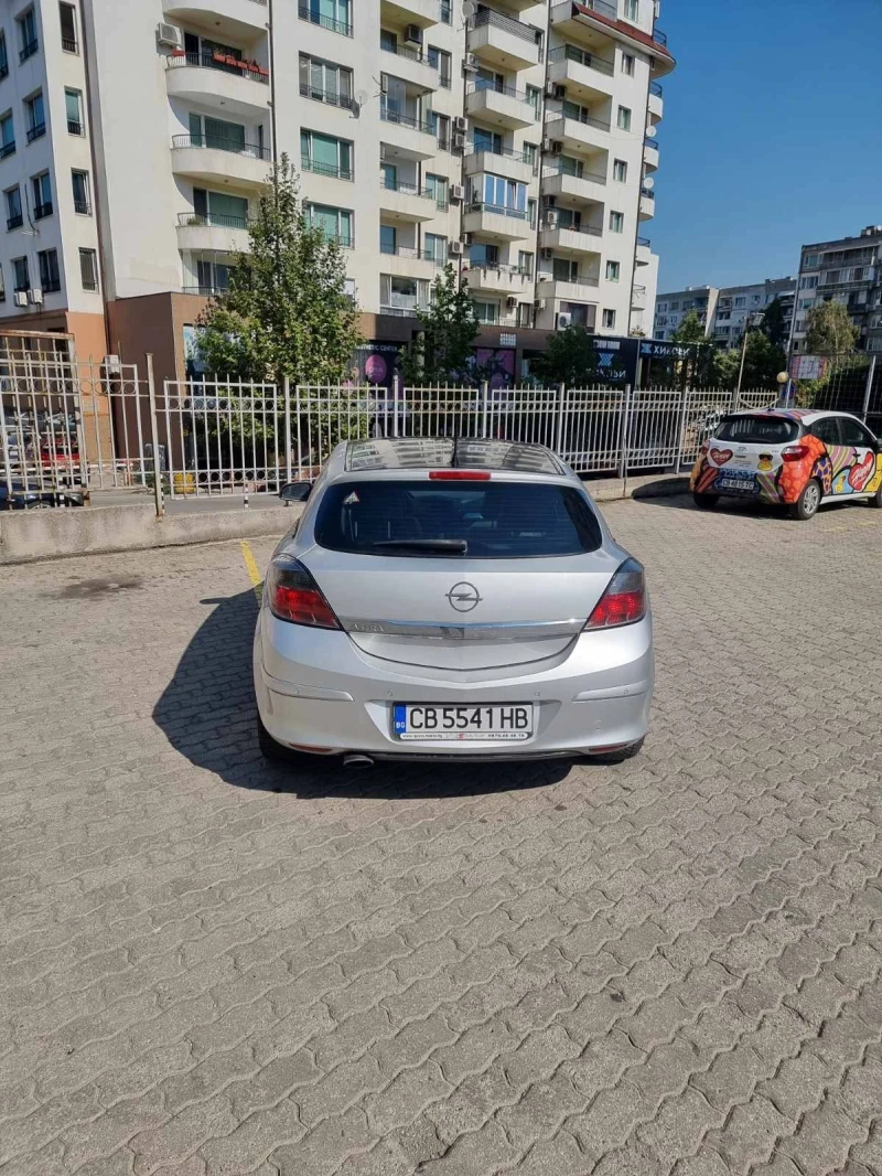 Opel Astra, снимка 3 - Автомобили и джипове - 52998030