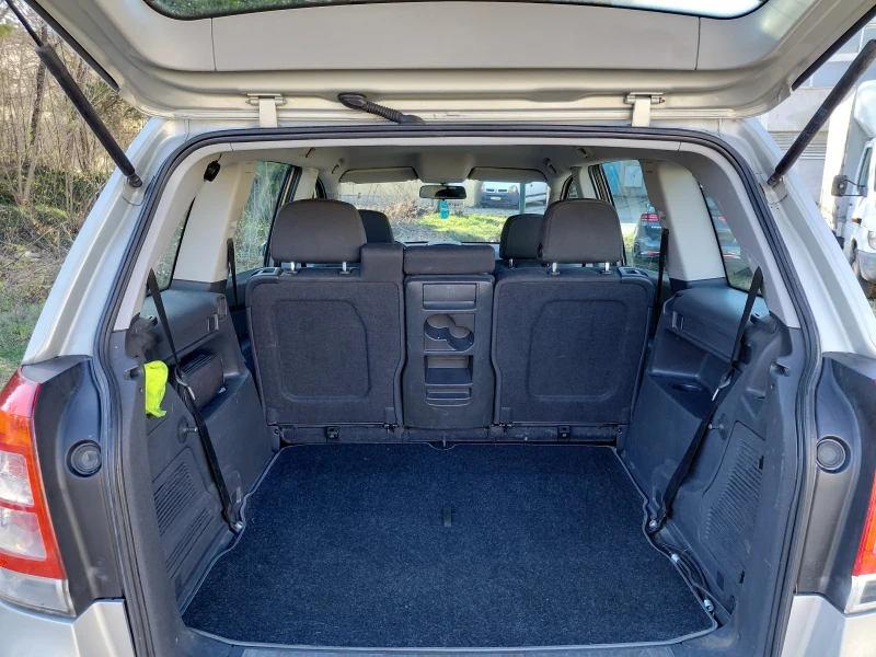 Opel Zafira 1.7cdti facelift, снимка 11 - Автомобили и джипове - 53201052