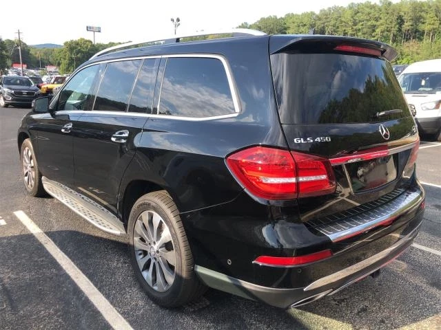 Mercedes-Benz GLS 450 Пано* подгрев* Carplay* Autopark* Harman Kardon, снимка 3 - Автомобили и джипове - 47522059