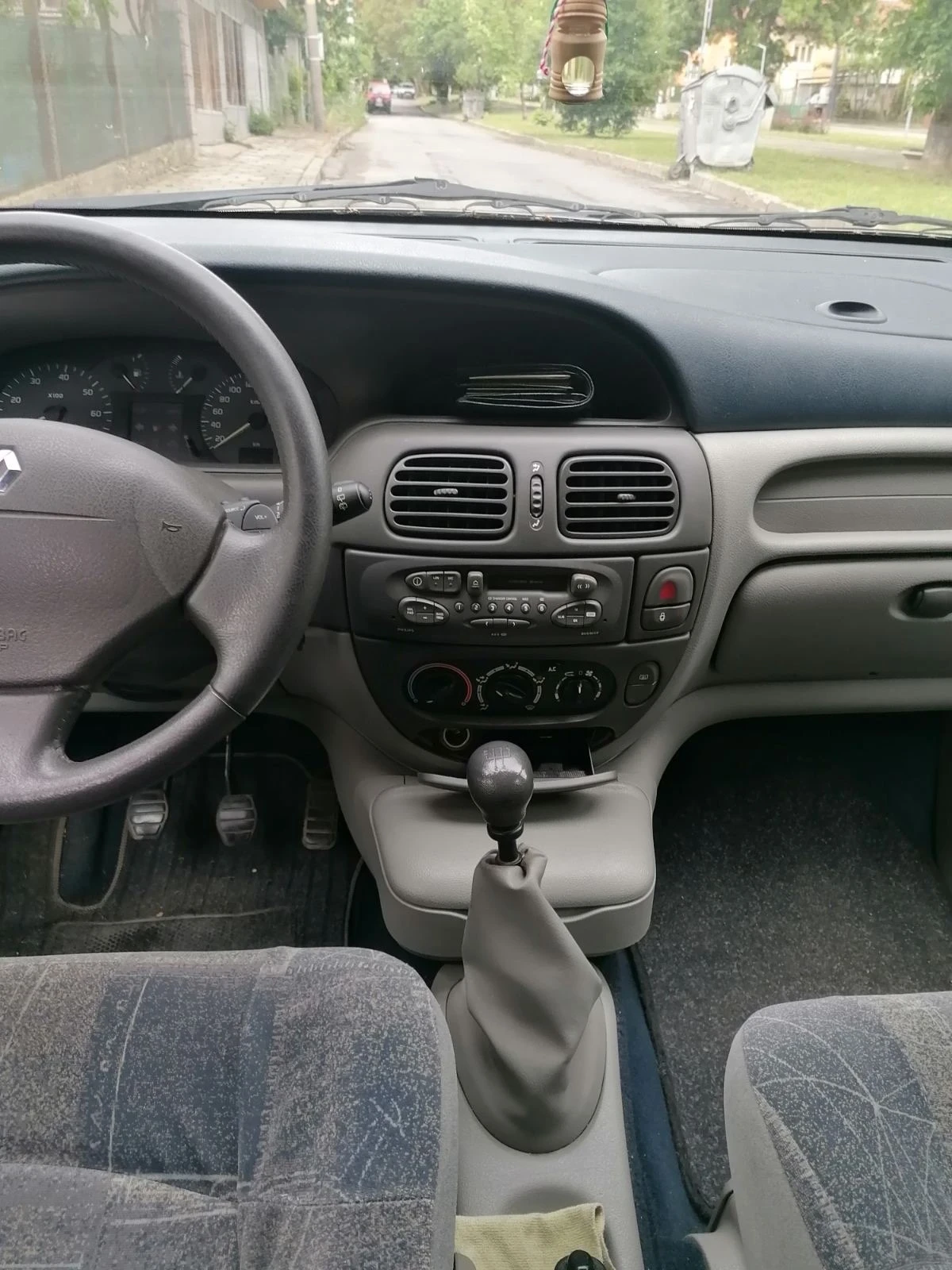Renault Scenic  - изображение 10