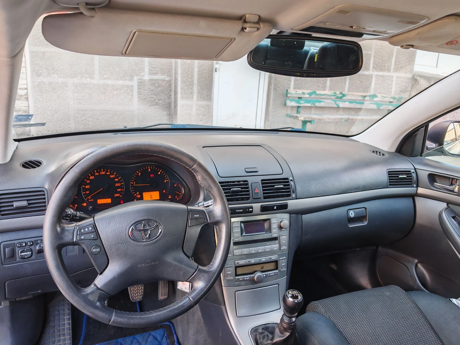 Toyota Avensis 2.0 D4D - изображение 8