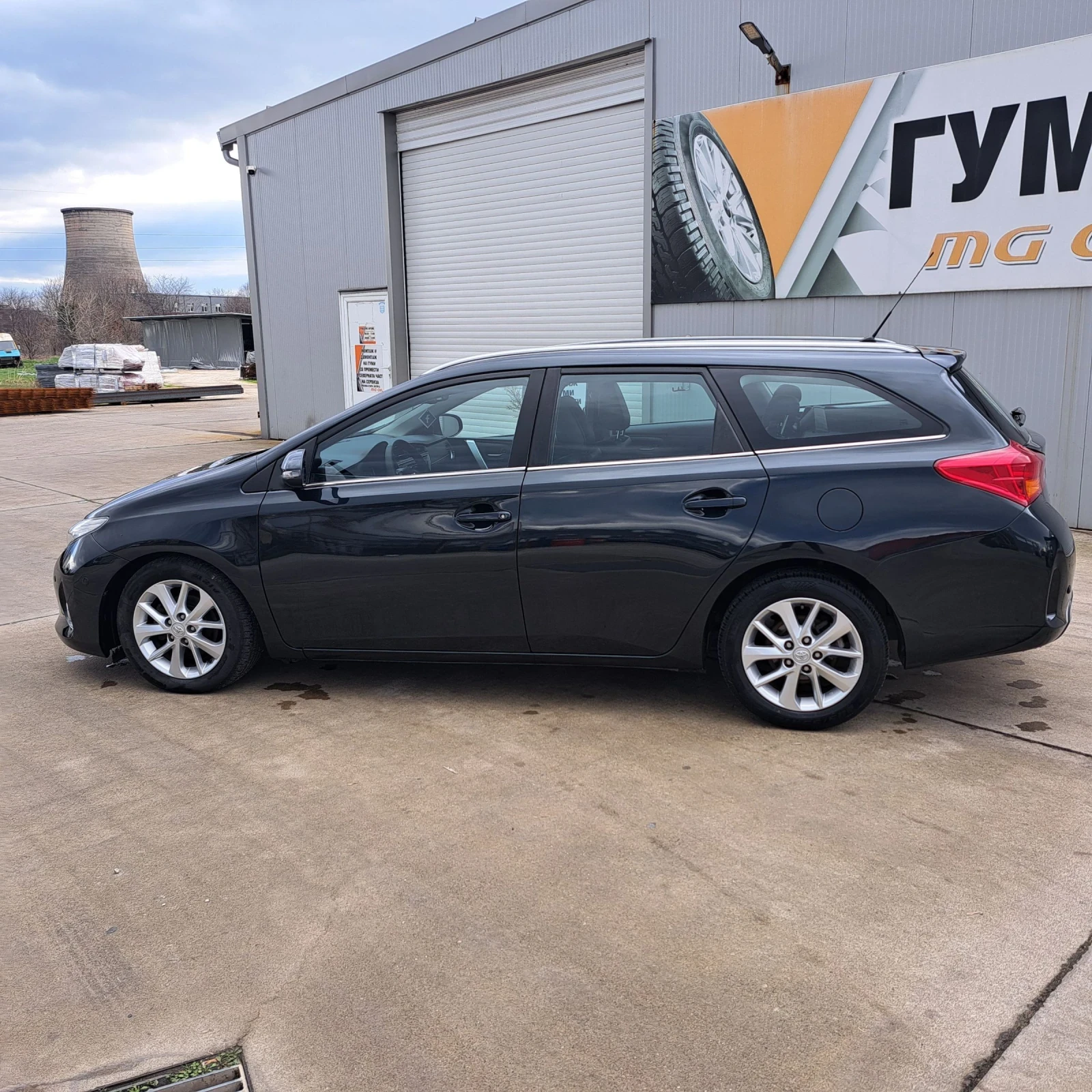 Toyota Auris 1.4-d4d -Soll - изображение 2