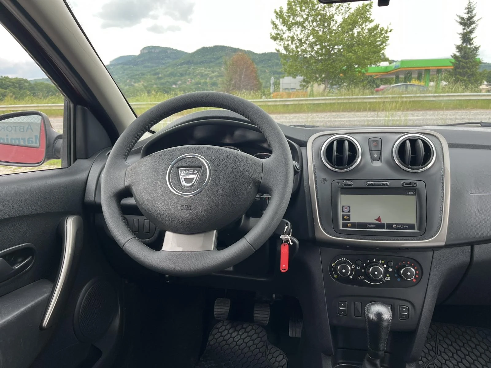 Dacia Sandero 1.2I 75��. LPG EURO 5B NAVI �������� ���� ������ | Mobile.bg � ����������� 12