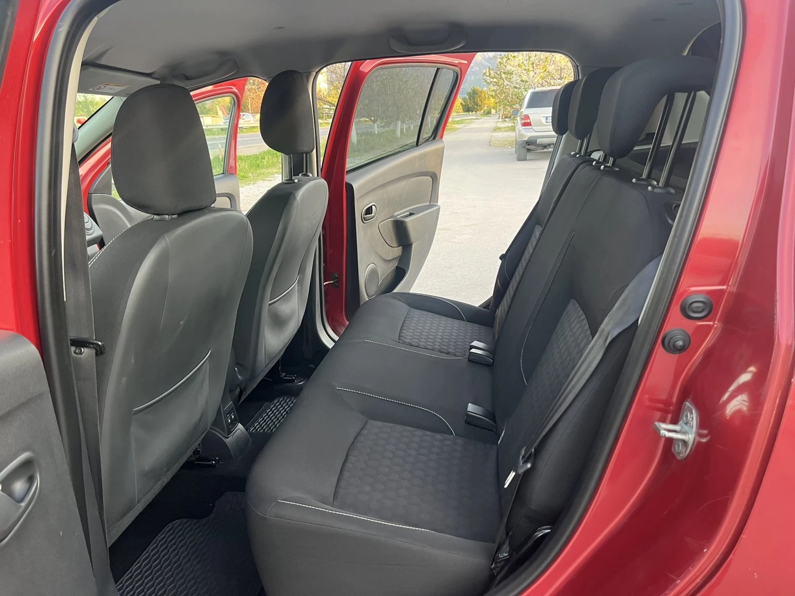 Dacia Sandero 1.2I 75��. LPG EURO 5B NAVI �������� ���� ������ | Mobile.bg � ����������� 9