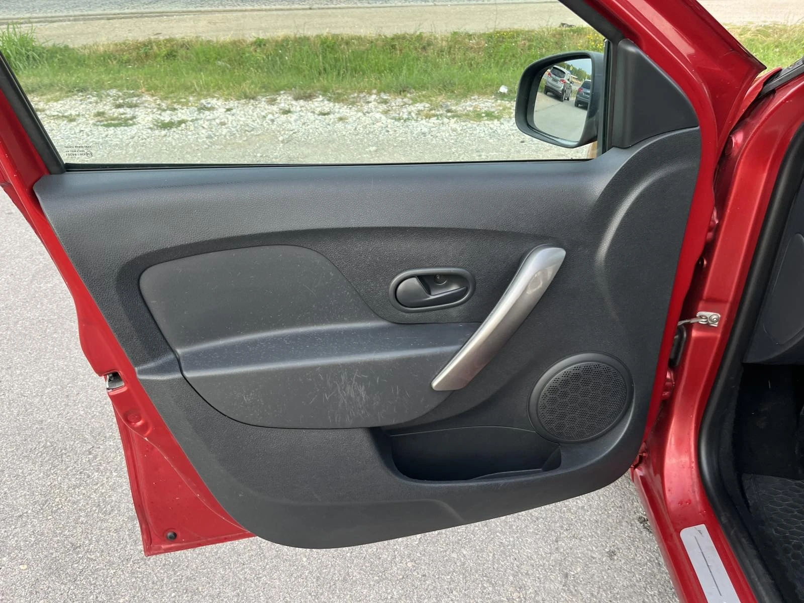Dacia Sandero 1.2I 75��. ��� EURO 5B NAVI �������� ���� ������ | Mobile.bg � ����������� 7