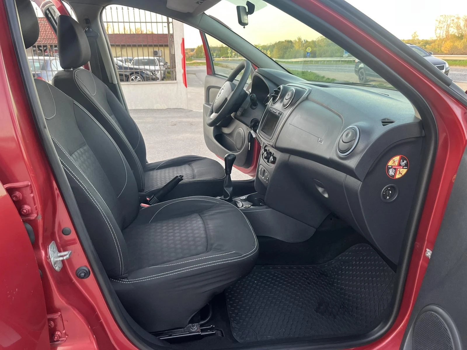 Dacia Sandero 1.2I 75��. LPG EURO 5B NAVI �������� ���� ������ | Mobile.bg � ����������� 11