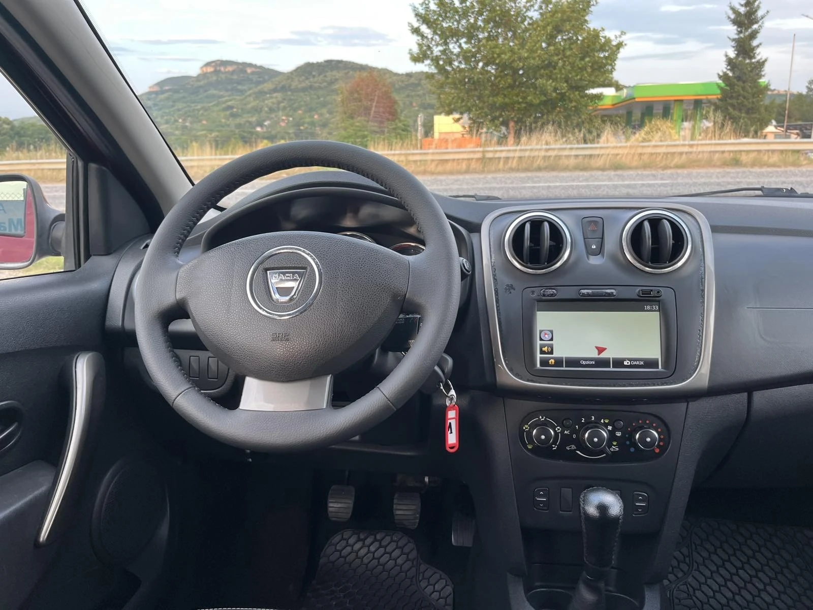 Dacia Sandero 1.2I 75��. ��� EURO 5B NAVI �������� ���� ������ | Mobile.bg � ����������� 12