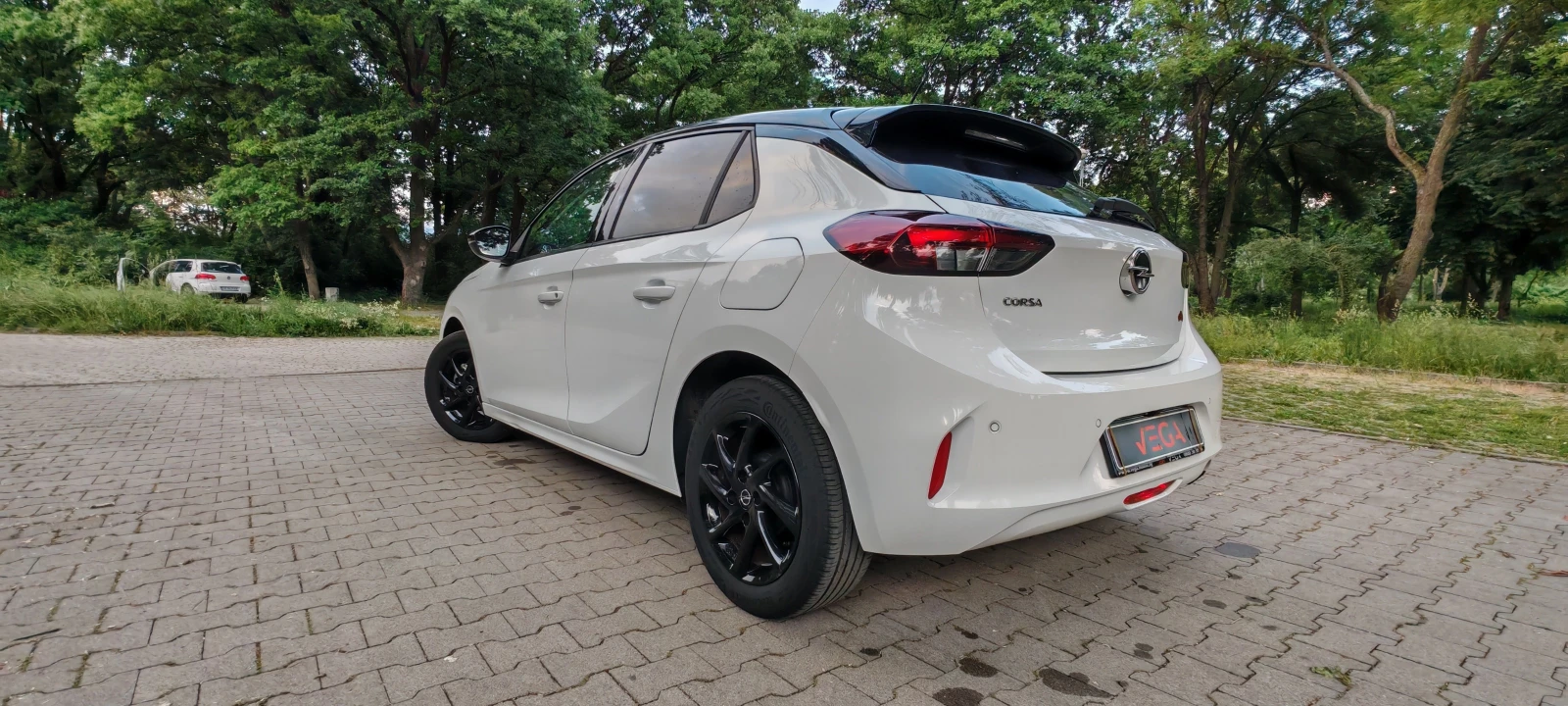 Opel Corsa 1.2i 33 000km., снимка 7 - Автомобили и джипове - 53791644