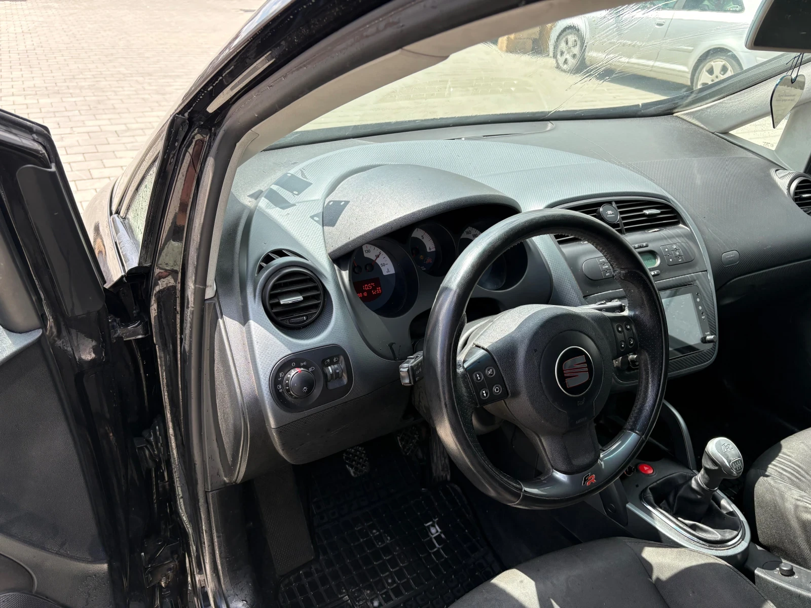 Seat Altea 2.0, снимка 4 - Автомобили и джипове - 54156204