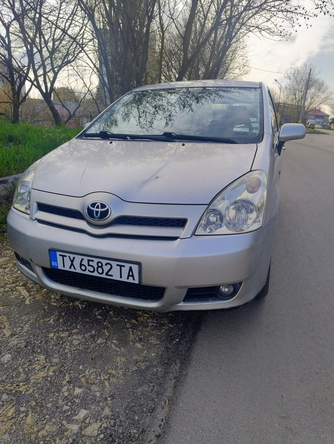 Toyota Corolla verso, снимка 5 - Автомобили и джипове - 54273656